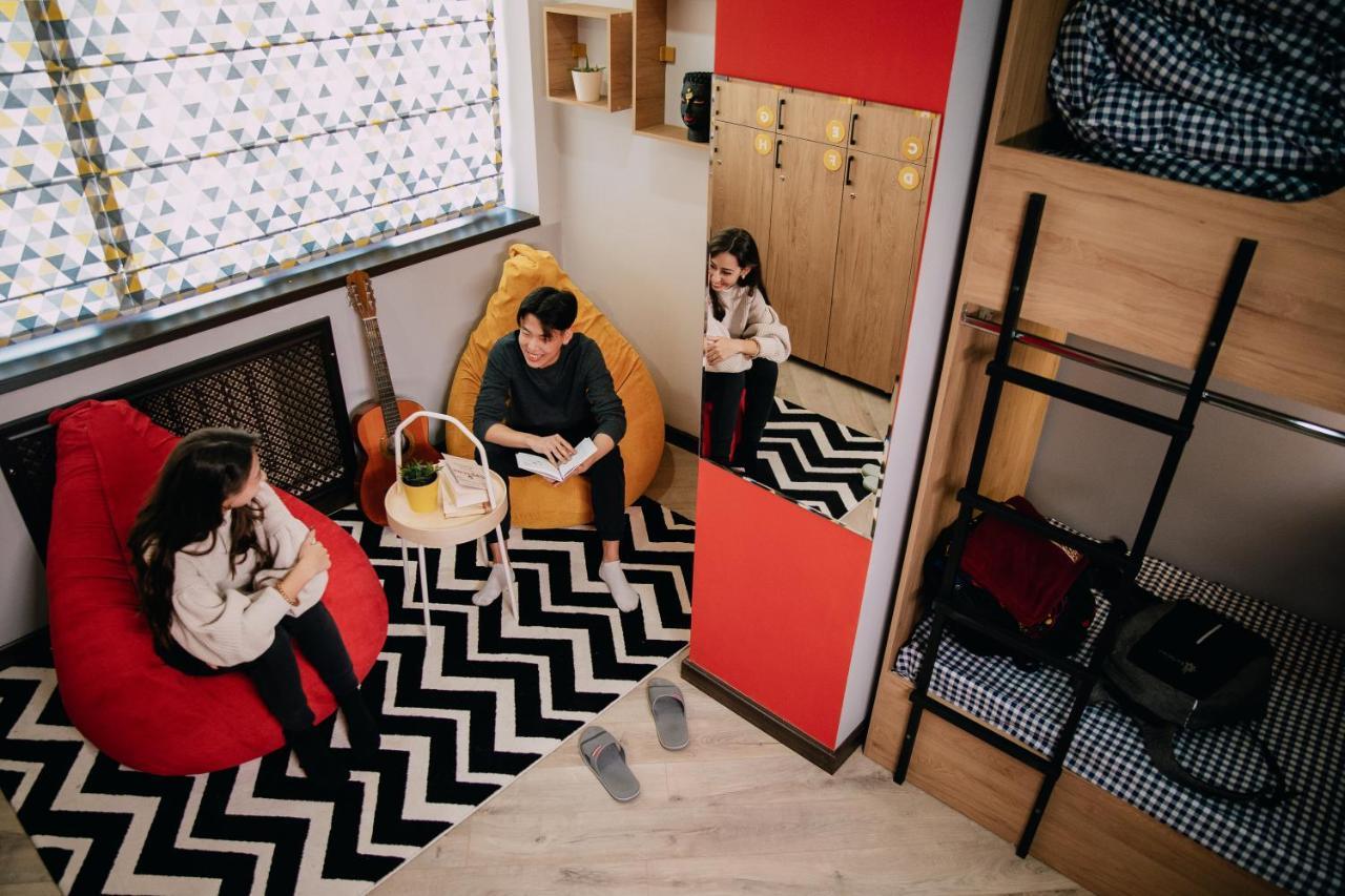 People Hostel Μπισκέκ Εξωτερικό φωτογραφία