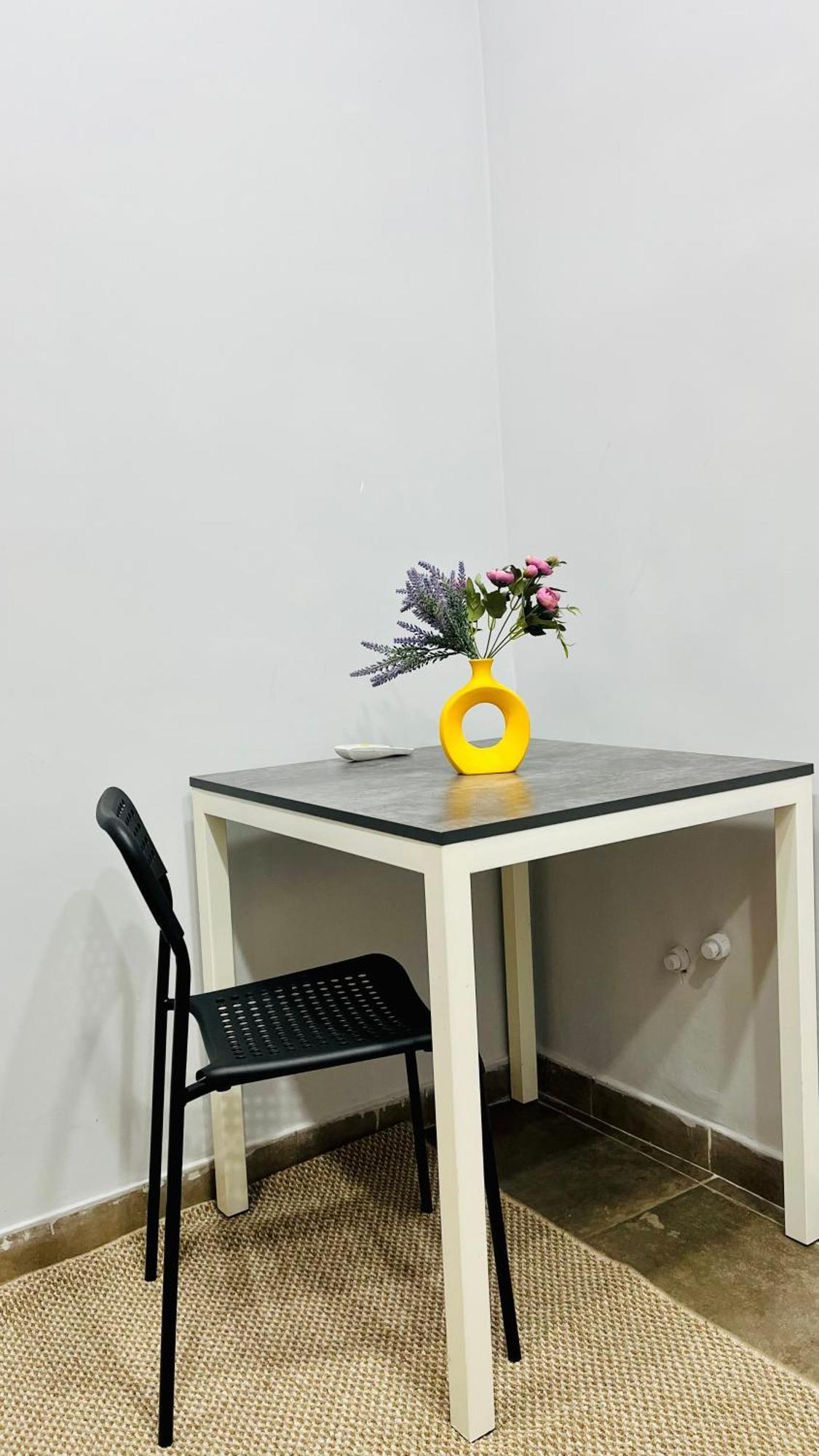 People Hostel Μπισκέκ Εξωτερικό φωτογραφία
